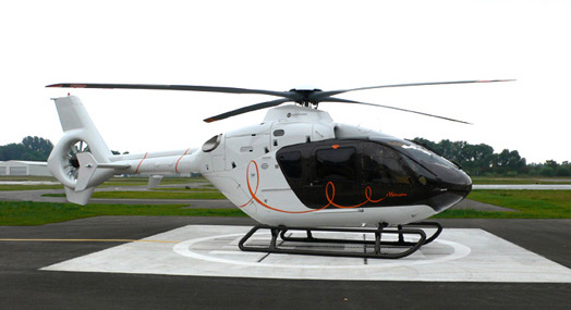 COMMENT VOLE UN HELICOPTERE